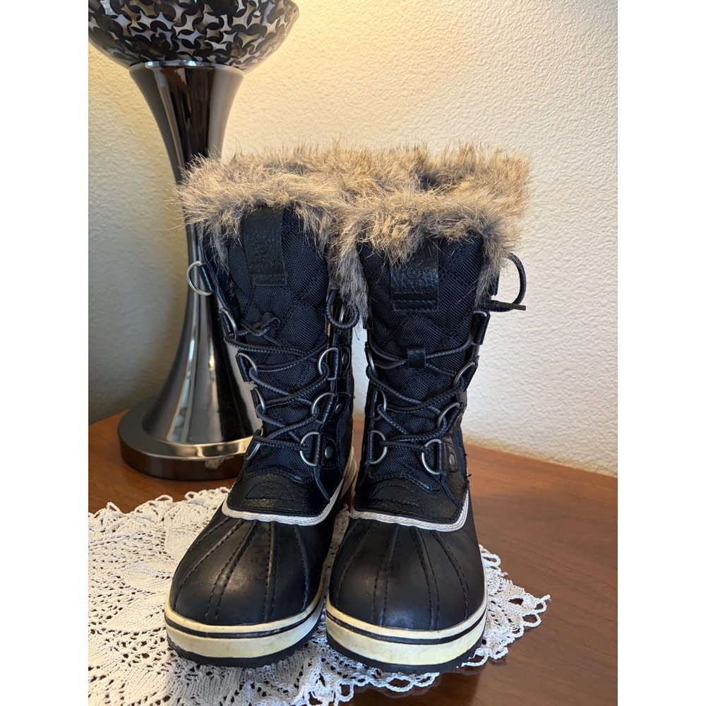 Globalwin Winter Snow Boots Black Waterproof Womens Size 9 W1837-1‎